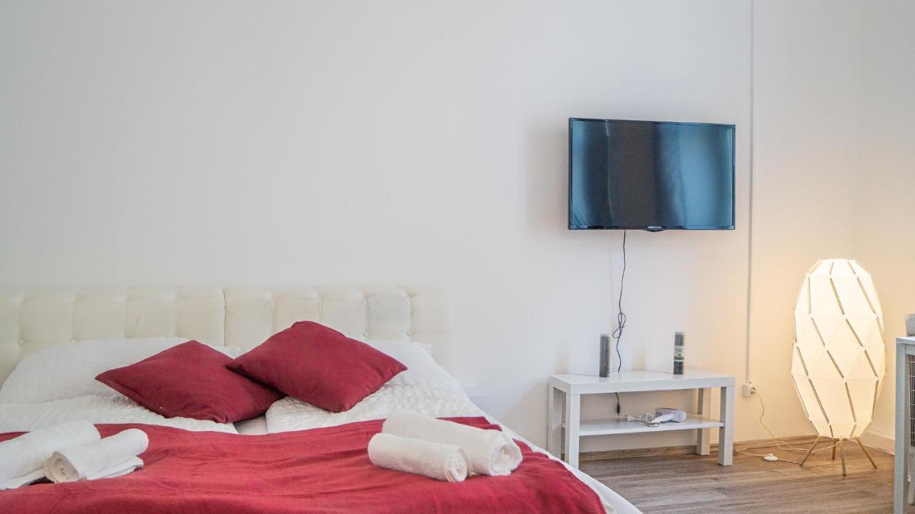 Spacious Shared Apartment Schoenbrunn Wien Exterior foto