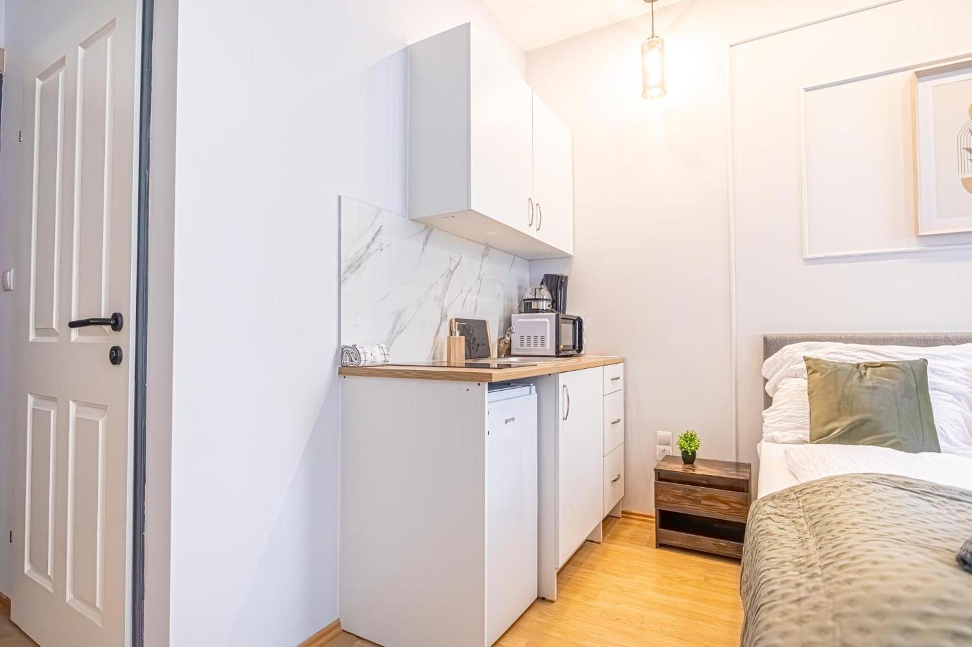 Spacious Shared Apartment Schoenbrunn Wien Exterior foto