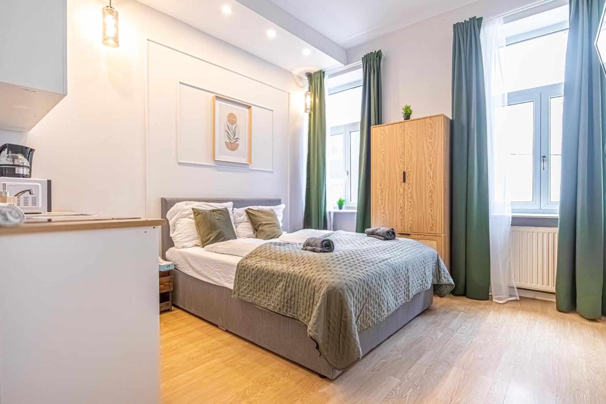 Spacious Shared Apartment Schoenbrunn Wien Exterior foto