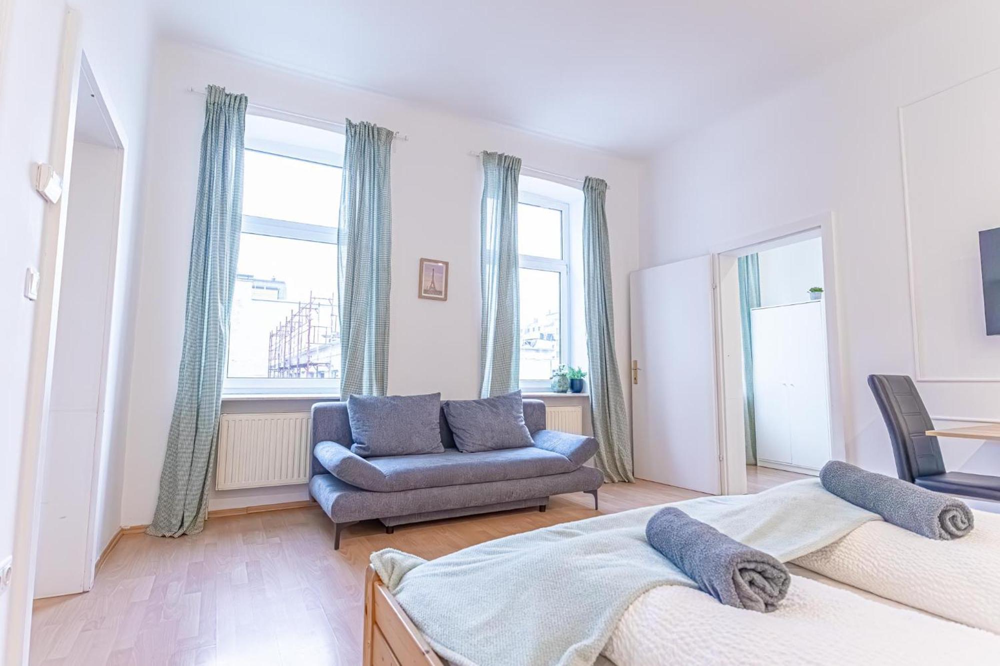 Spacious Shared Apartment Schoenbrunn Wien Exterior foto