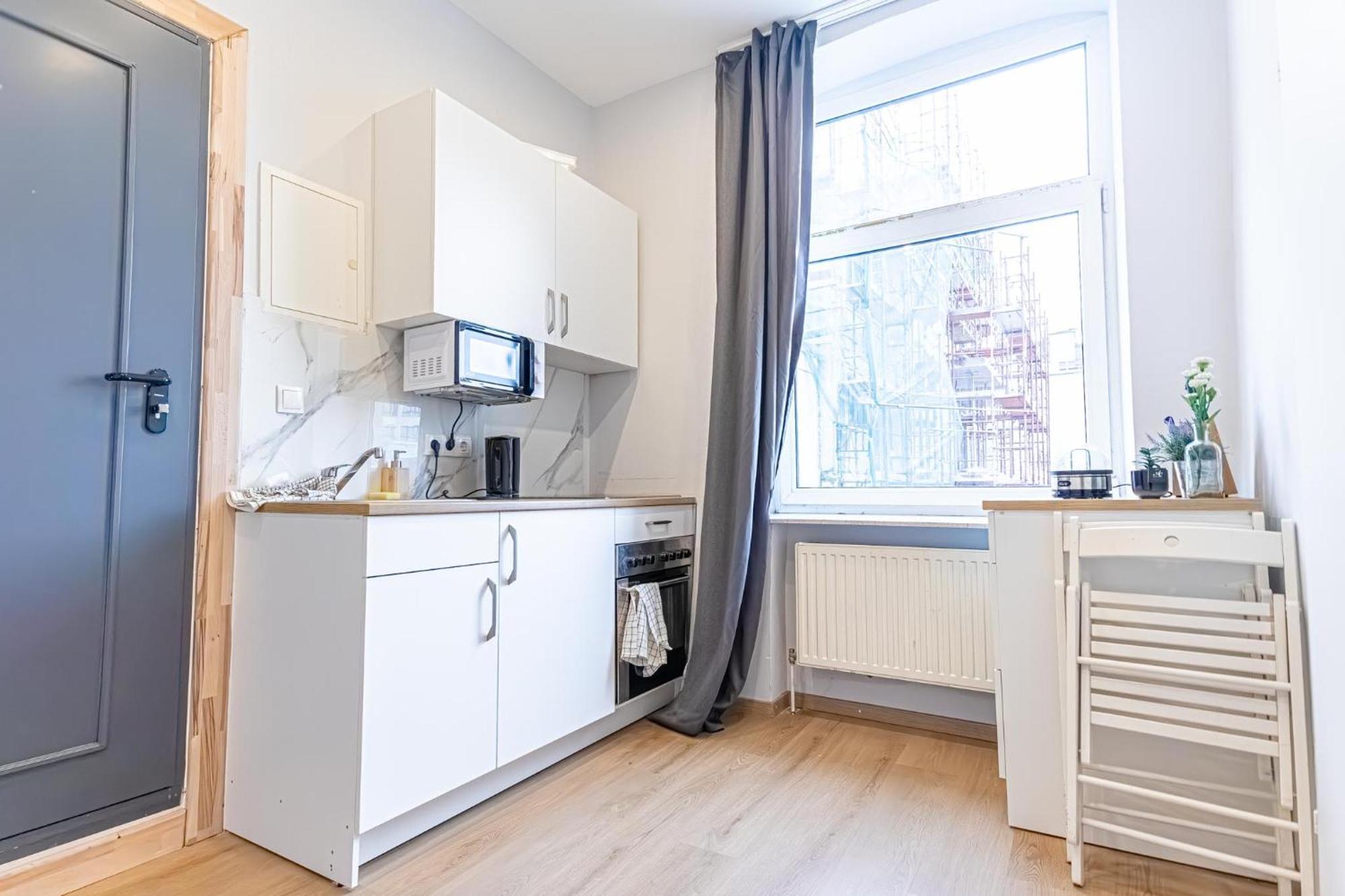 Spacious Shared Apartment Schoenbrunn Wien Exterior foto