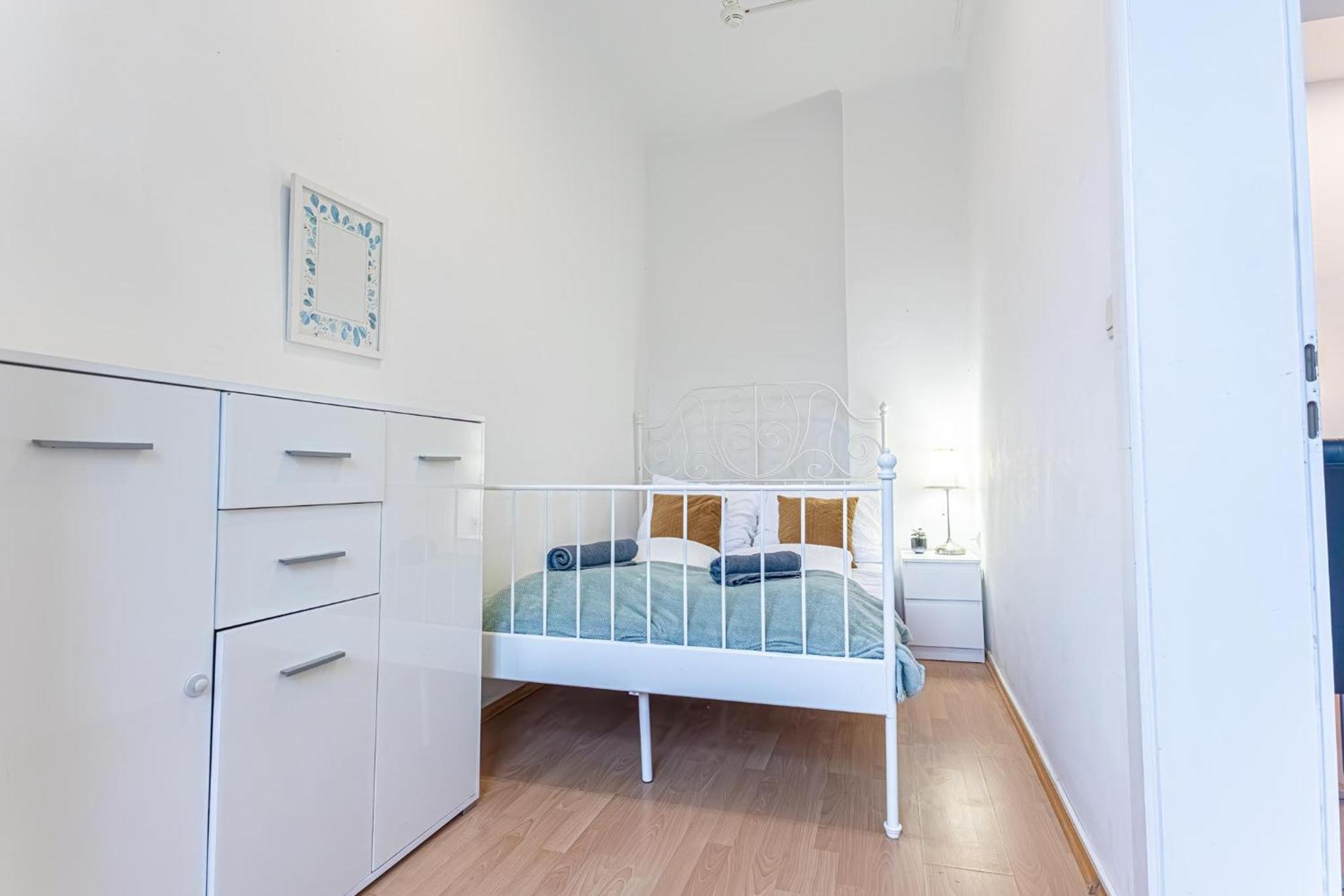 Spacious Shared Apartment Schoenbrunn Wien Exterior foto